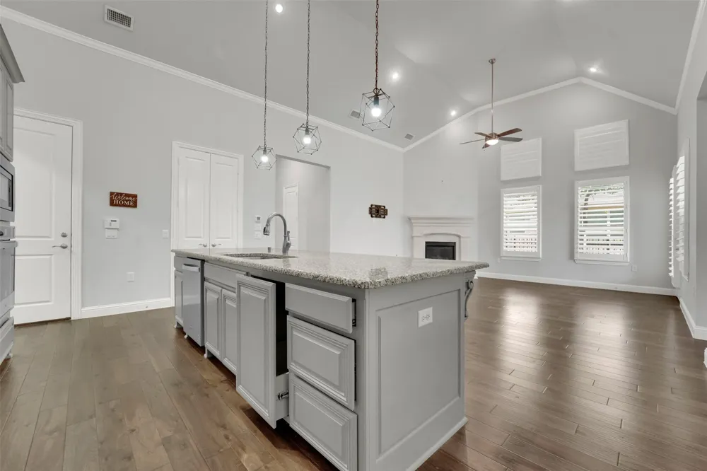 175 Calla Drive Flower Mound, TX 75028