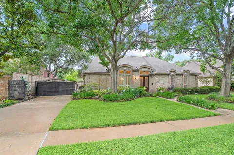 12214 Maple Rock Drive