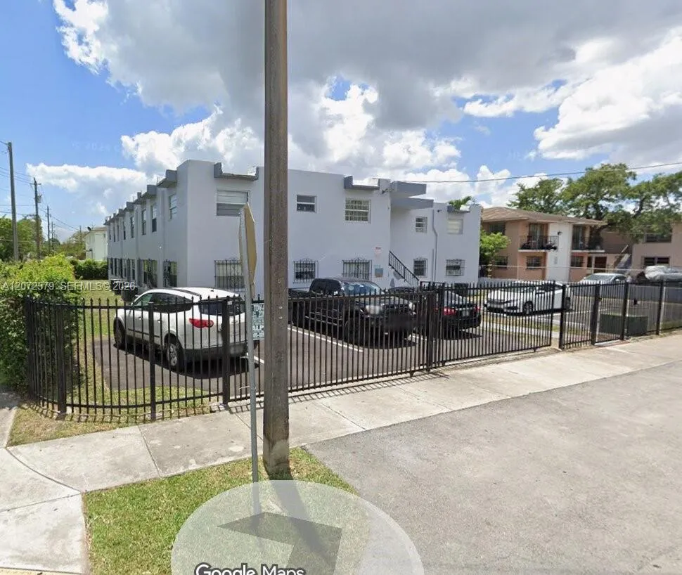 1800 NW 19th St #2 Miami, FL 33125