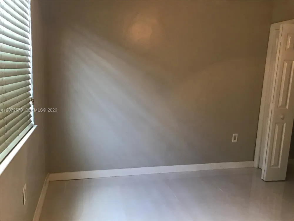 1800 NW 19th St #2 Miami, FL 33125