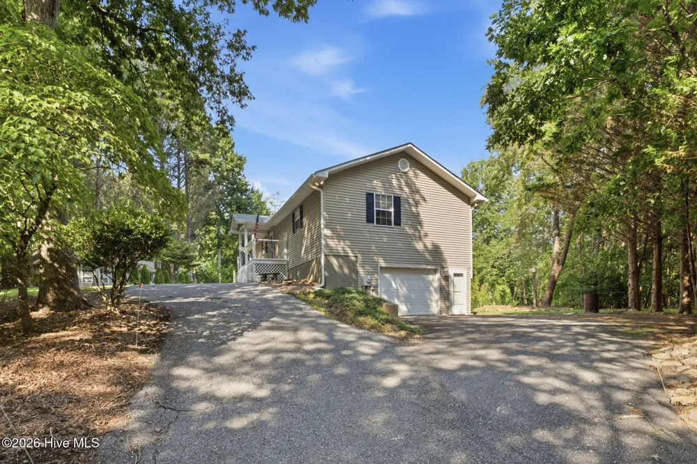 5111 Summer Wood Lane Young Harris, GA 30582