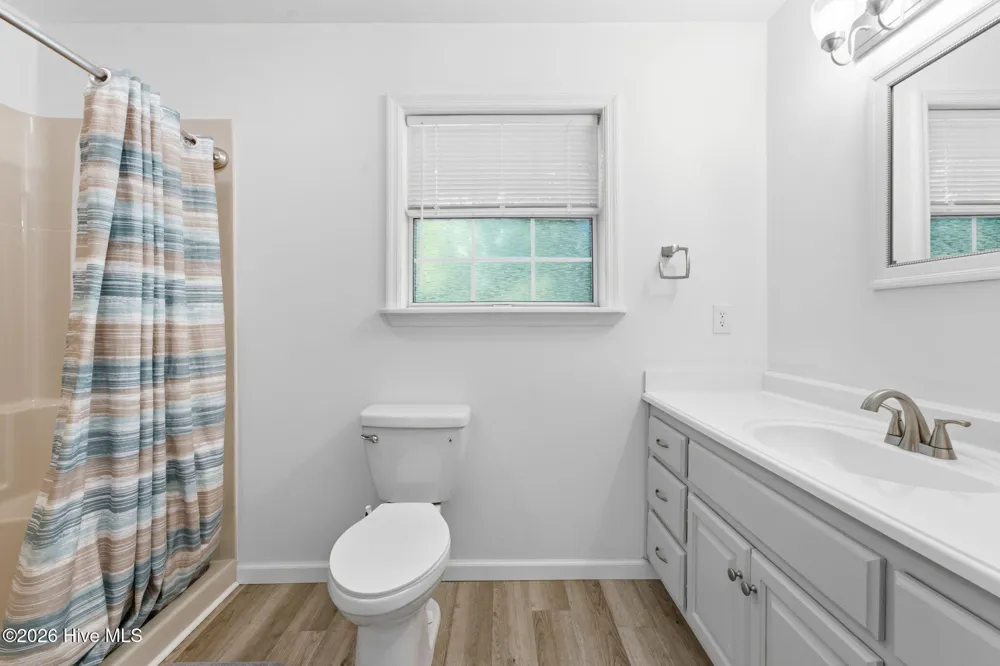 5111 Summer Wood Lane Young Harris, GA 30582