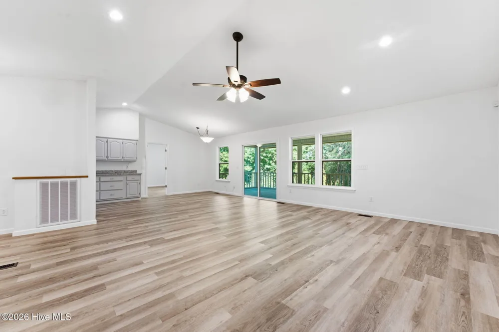 5111 Summer Wood Lane Young Harris, GA 30582