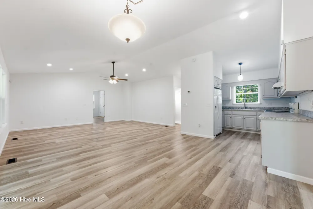 5111 Summer Wood Lane Young Harris, GA 30582