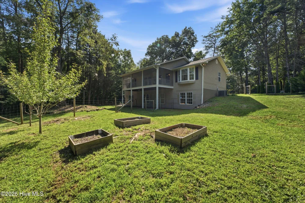 5111 Summer Wood Lane Young Harris, GA 30582
