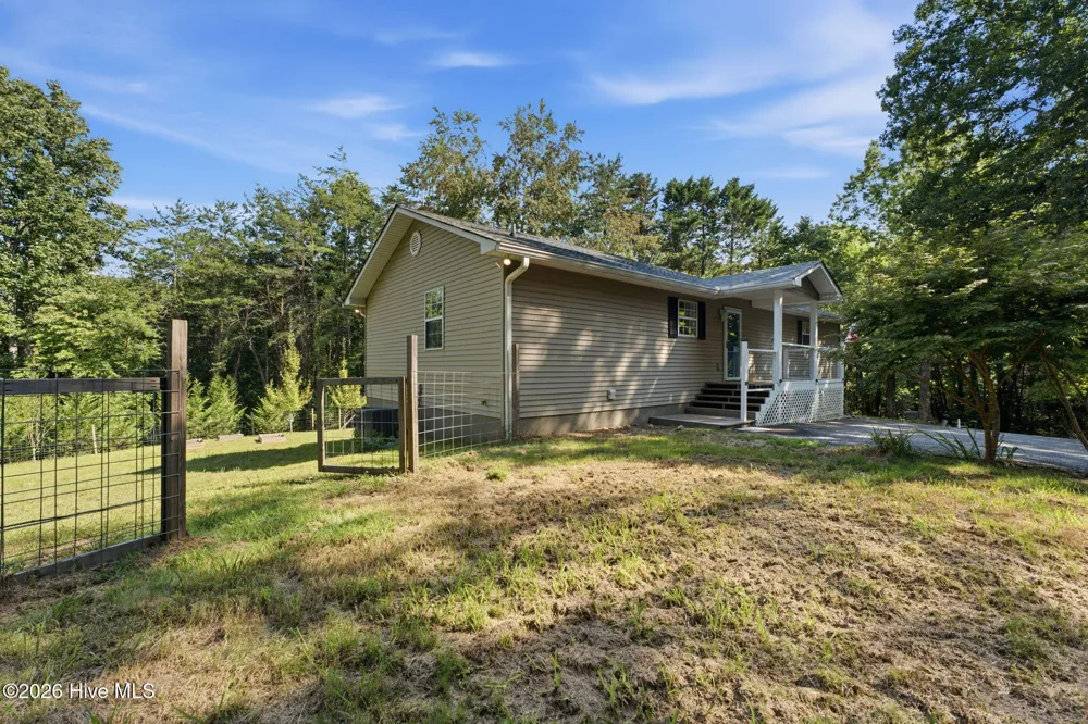 5111 Summer Wood Lane Young Harris, GA 30582