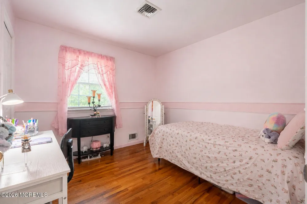 11 Ash Street Eatontown, NJ 07724