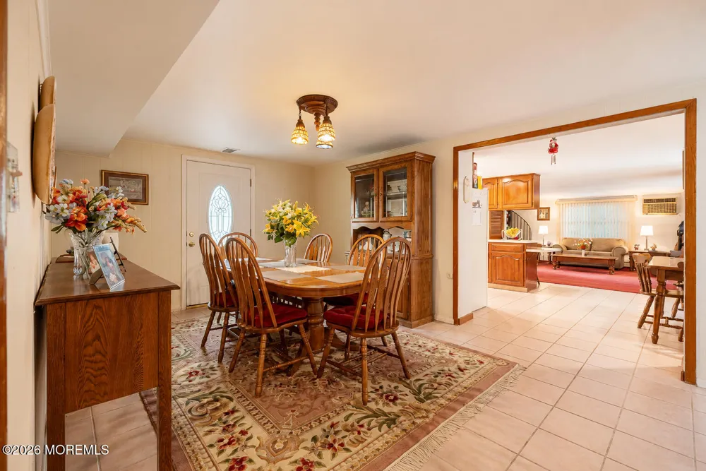 11 Ash Street Eatontown, NJ 07724