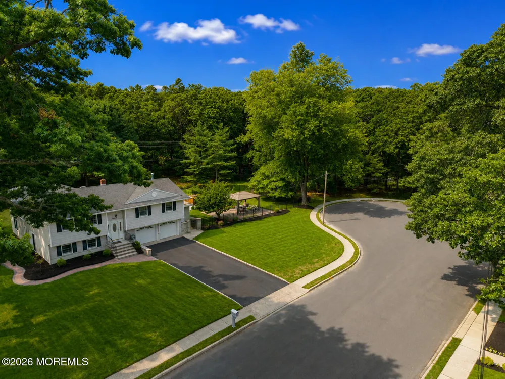 11 Ash Street Eatontown, NJ 07724