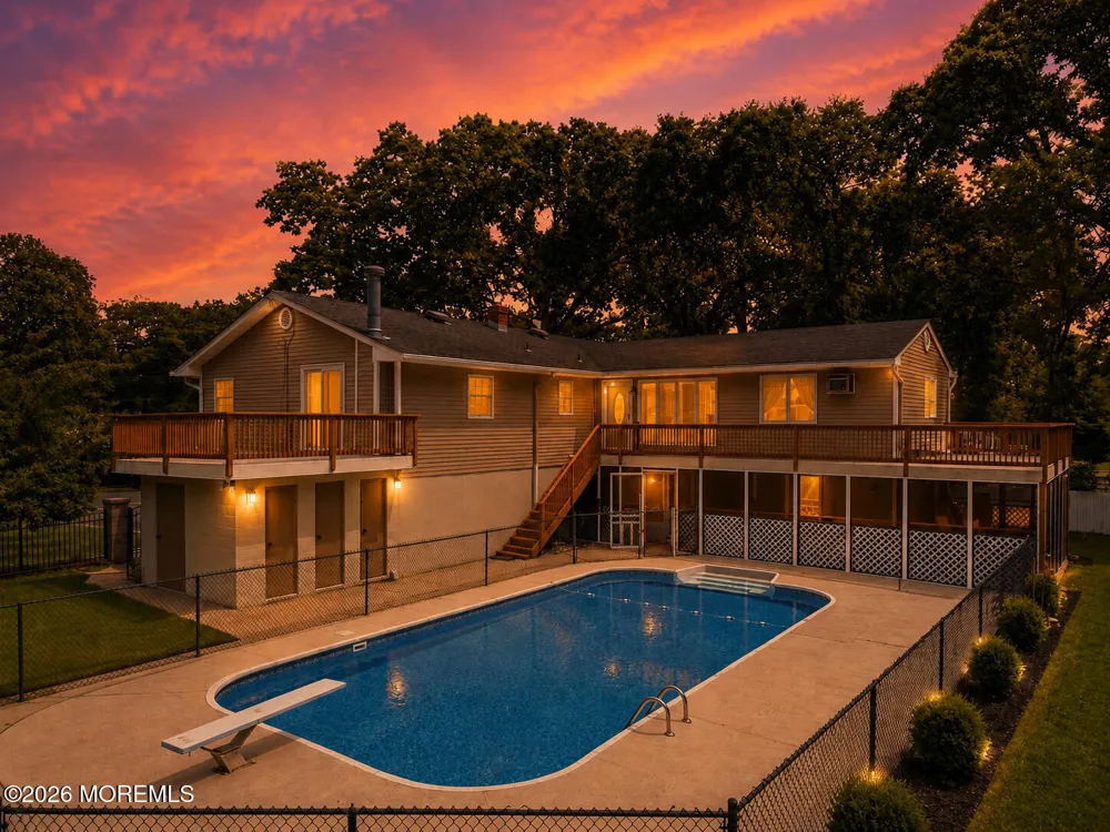 11 Ash Street Eatontown, NJ 07724