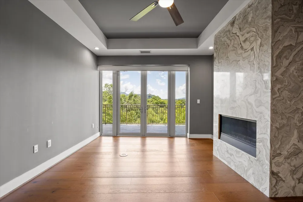 4 Cherokee Boulevard #321 Chattanooga, TN 37405