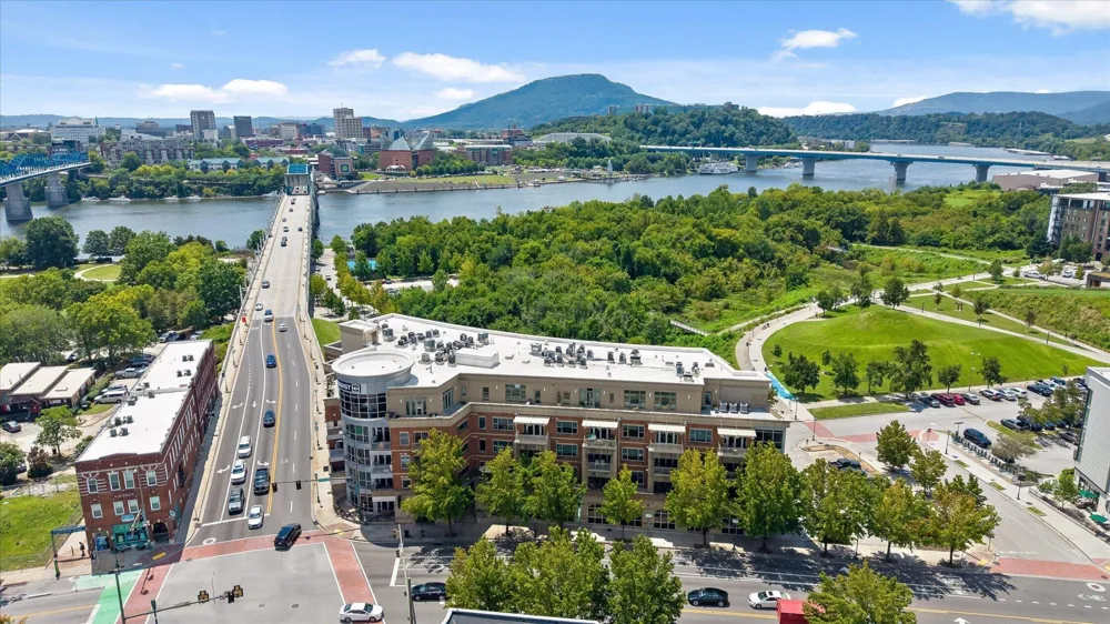 4 Cherokee Boulevard #321 Chattanooga, TN 37405