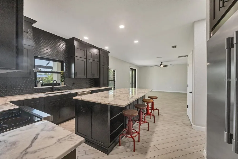 15530 AQUA CIRCLE Port Charlotte, FL 33981