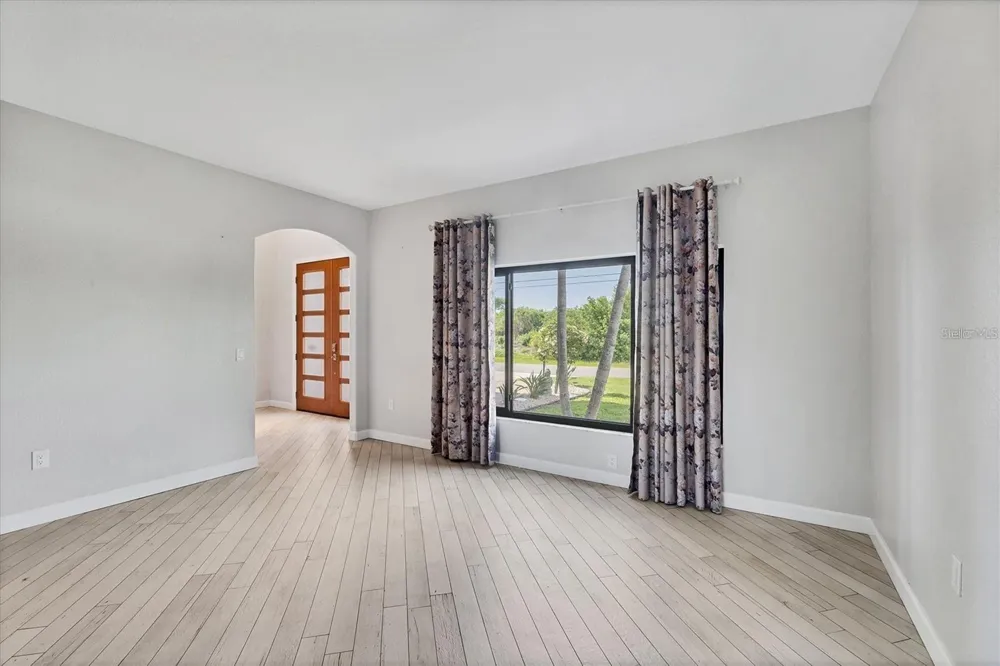 15530 AQUA CIRCLE Port Charlotte, FL 33981