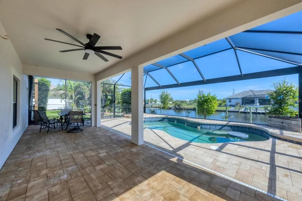 15530 AQUA CIRCLE Port Charlotte, FL 33981