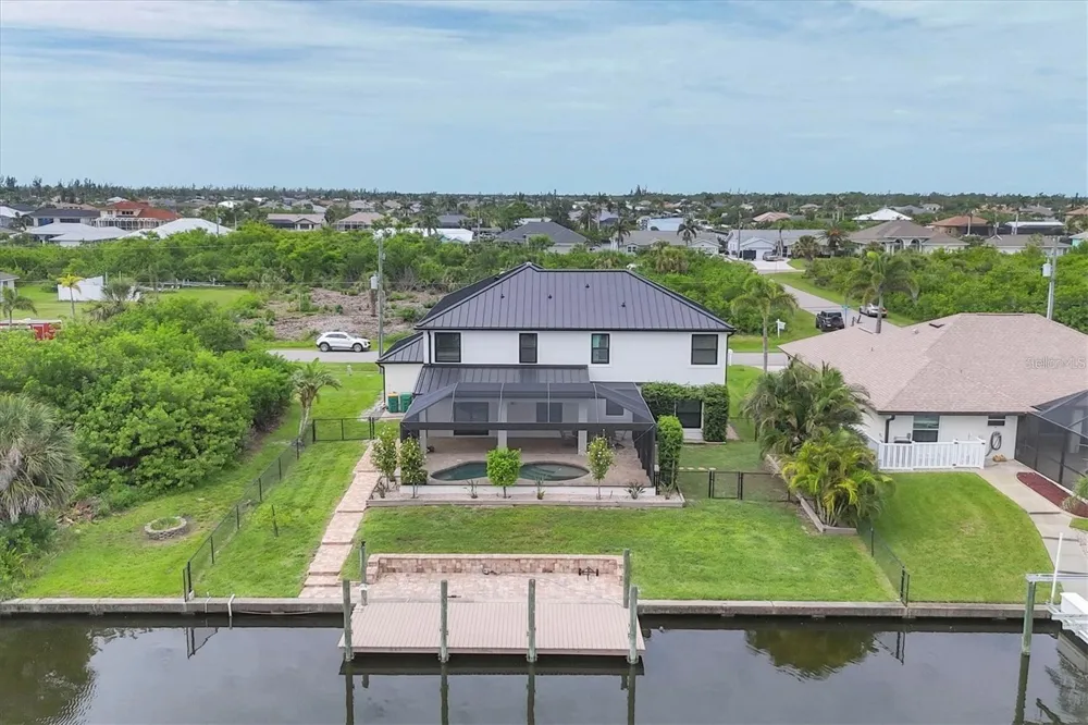 15530 AQUA CIRCLE Port Charlotte, FL 33981