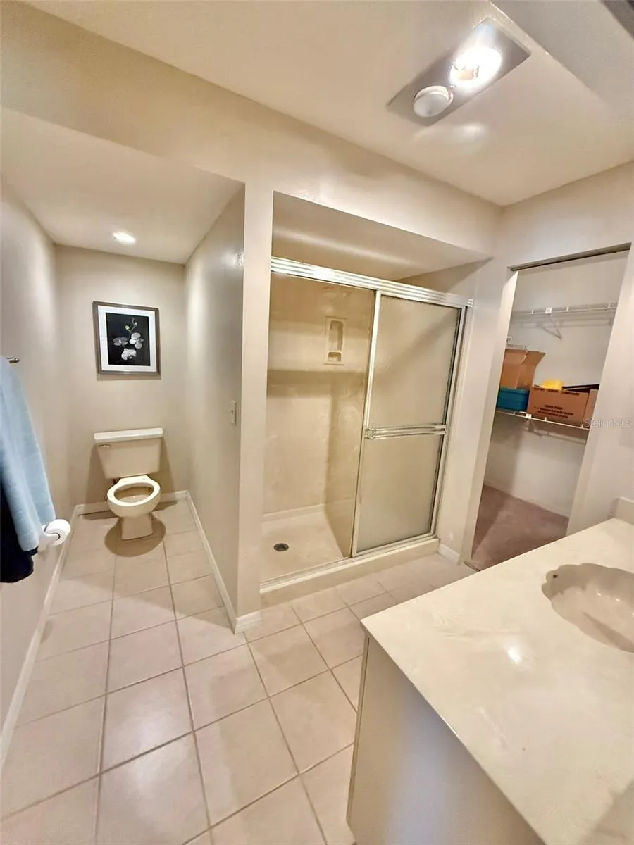 3112 VIVIENDA BOULEVARD Bradenton, FL 34207