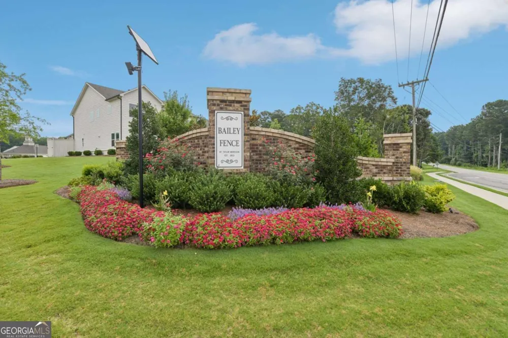 3219 Shirecrest LN Dacula, GA 30019