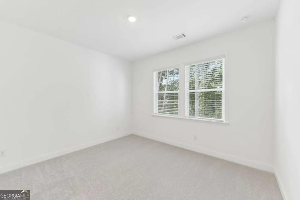 3219 Shirecrest LN Dacula, GA 30019