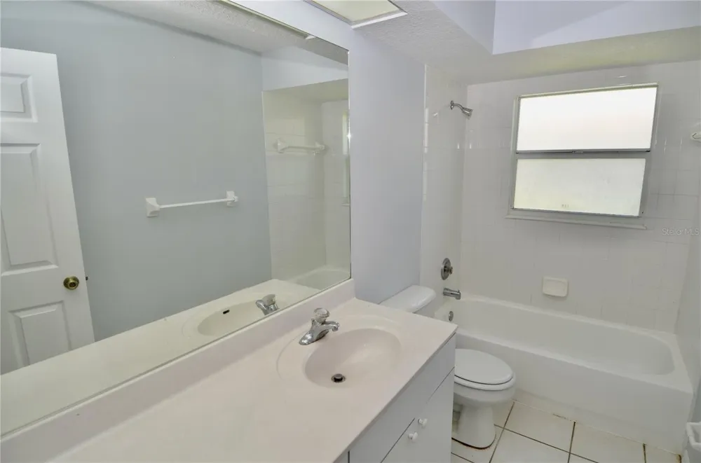 419 25TH DRIVE E Ellenton, FL 34222