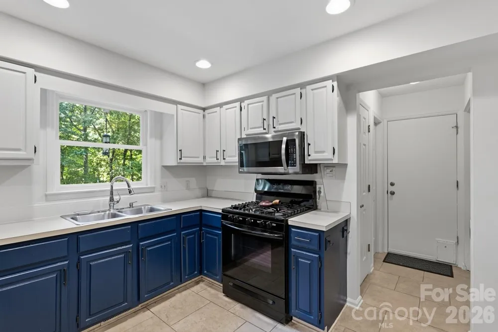 5607 Manchester Avenue Harrisburg, NC 28075
