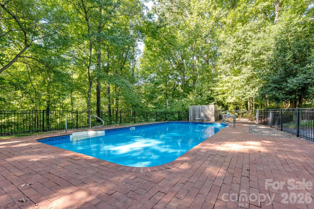 5607 Manchester Avenue Harrisburg, NC 28075