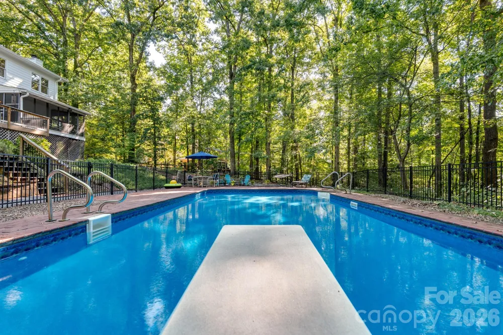 5607 Manchester Avenue Harrisburg, NC 28075