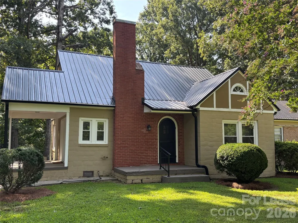 1613 Boy Scout Road Lincolnton, NC 28092