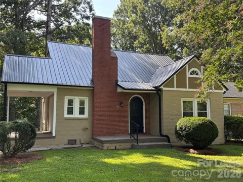 1613 Boy Scout Road