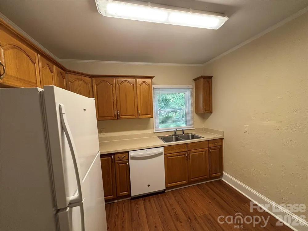 1613 Boy Scout Road Lincolnton, NC 28092