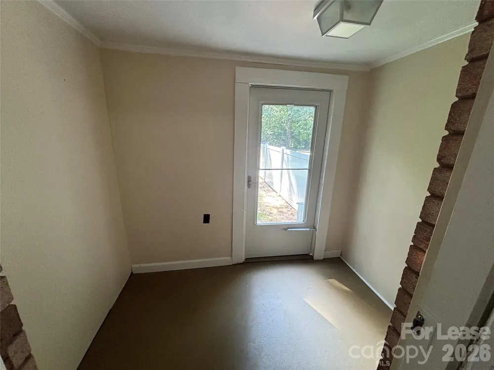 1613 Boy Scout Road Lincolnton, NC 28092