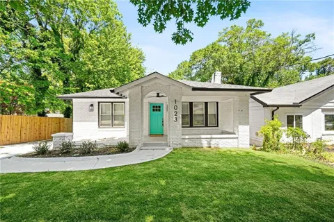 1023 Byron Drive SW