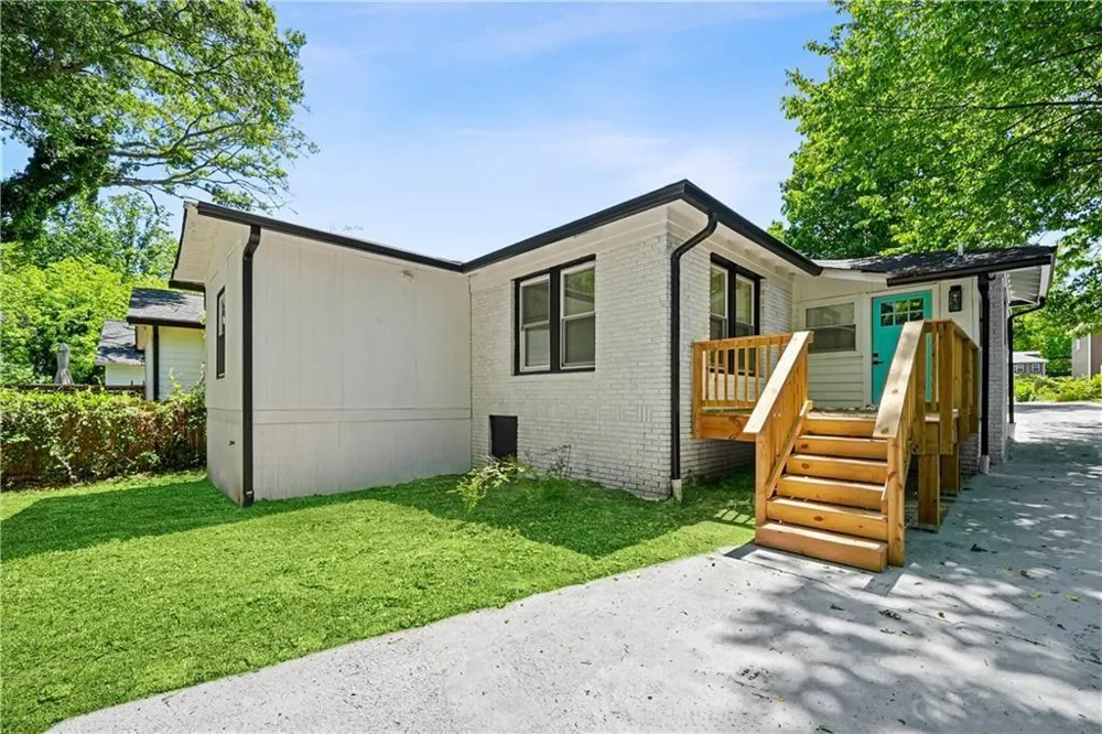 1023 Byron Drive SW Atlanta, GA 30310