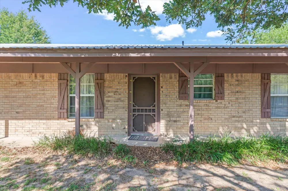 1185 Vz County Road 3822 Wills Point, TX 75169