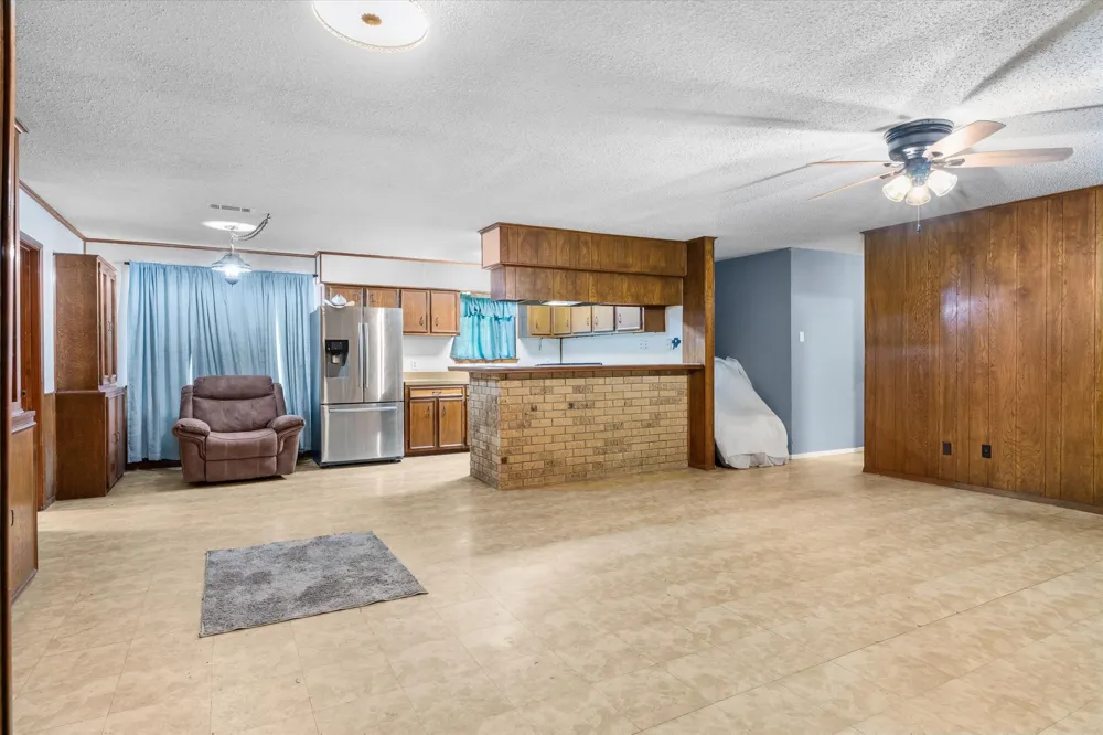1185 Vz County Road 3822 Wills Point, TX 75169