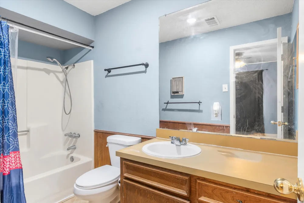 1185 Vz County Road 3822 Wills Point, TX 75169