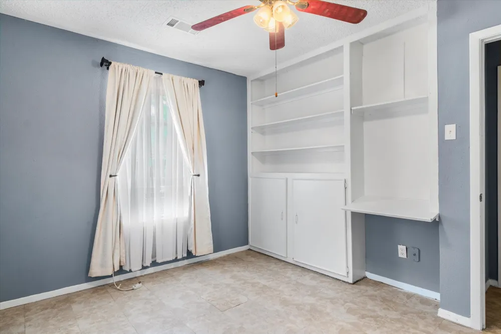 1185 Vz County Road 3822 Wills Point, TX 75169