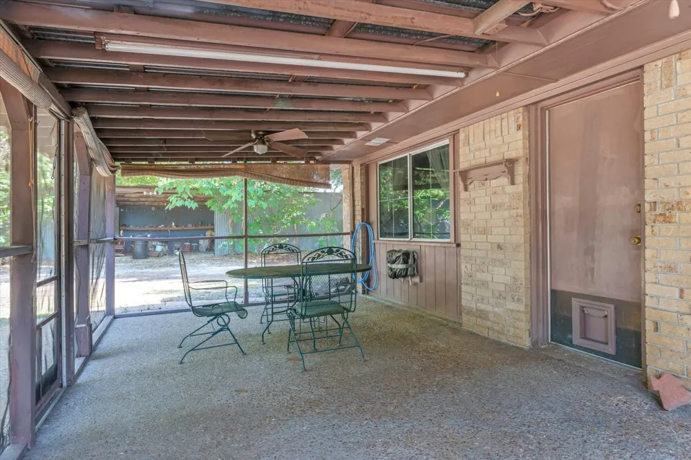 1185 Vz County Road 3822 Wills Point, TX 75169