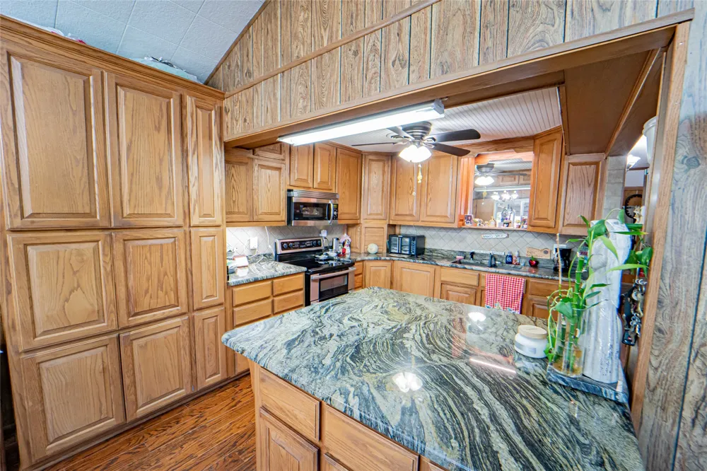 355 County Road 221 Breckenridge, TX 76424