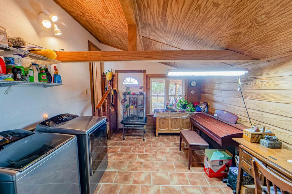 355 County Road 221 Breckenridge, TX 76424