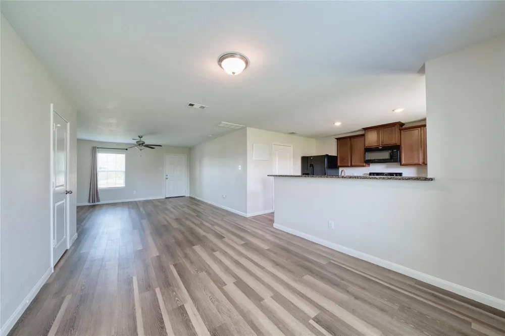 5735 Rainbow Road Cove, TX 77523