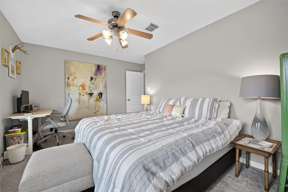 5425 Kiam Street Houston, TX 77007