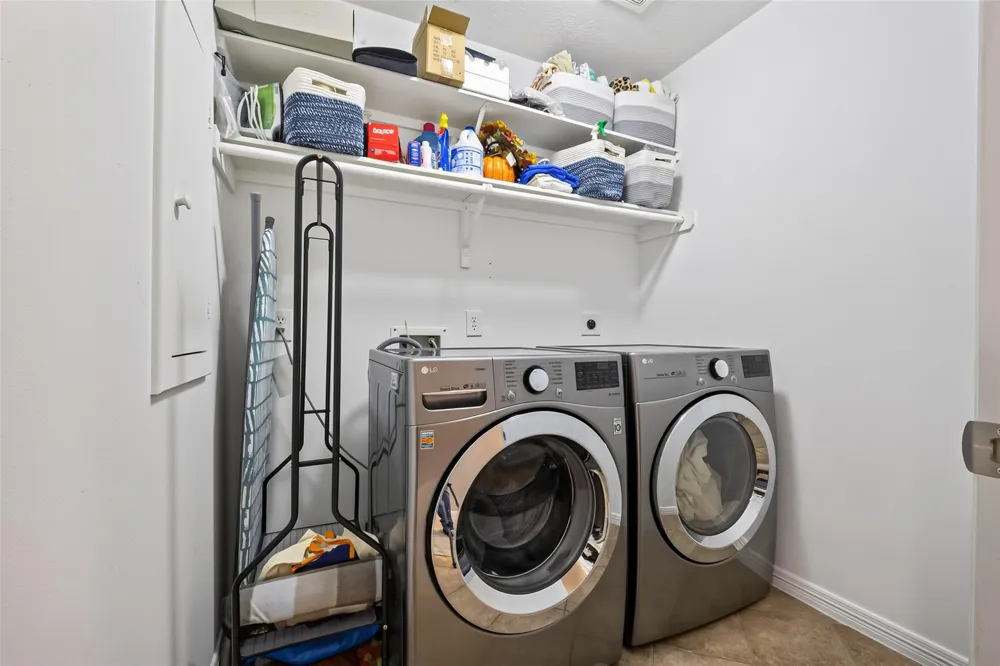5425 Kiam Street Houston, TX 77007