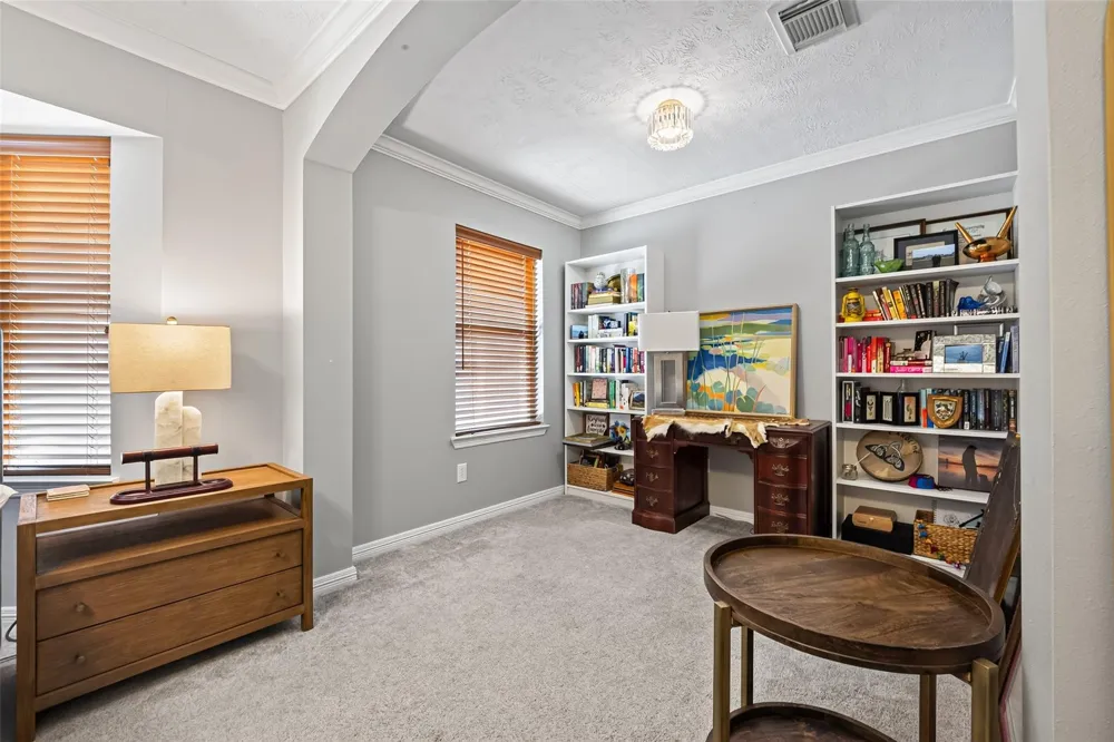 5425 Kiam Street Houston, TX 77007