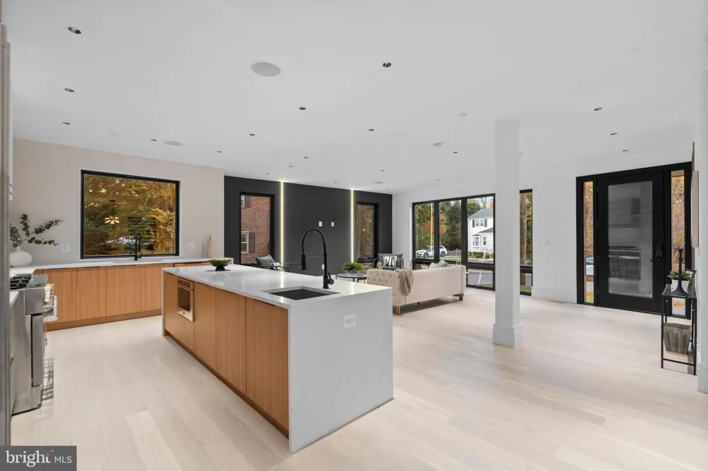 4902 GREENWAY DRIVE Bethesda, MD 20816