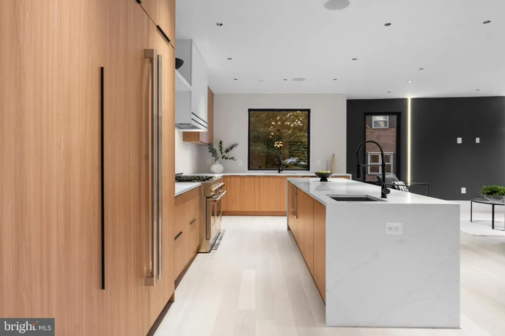 4902 GREENWAY DRIVE Bethesda, MD 20816