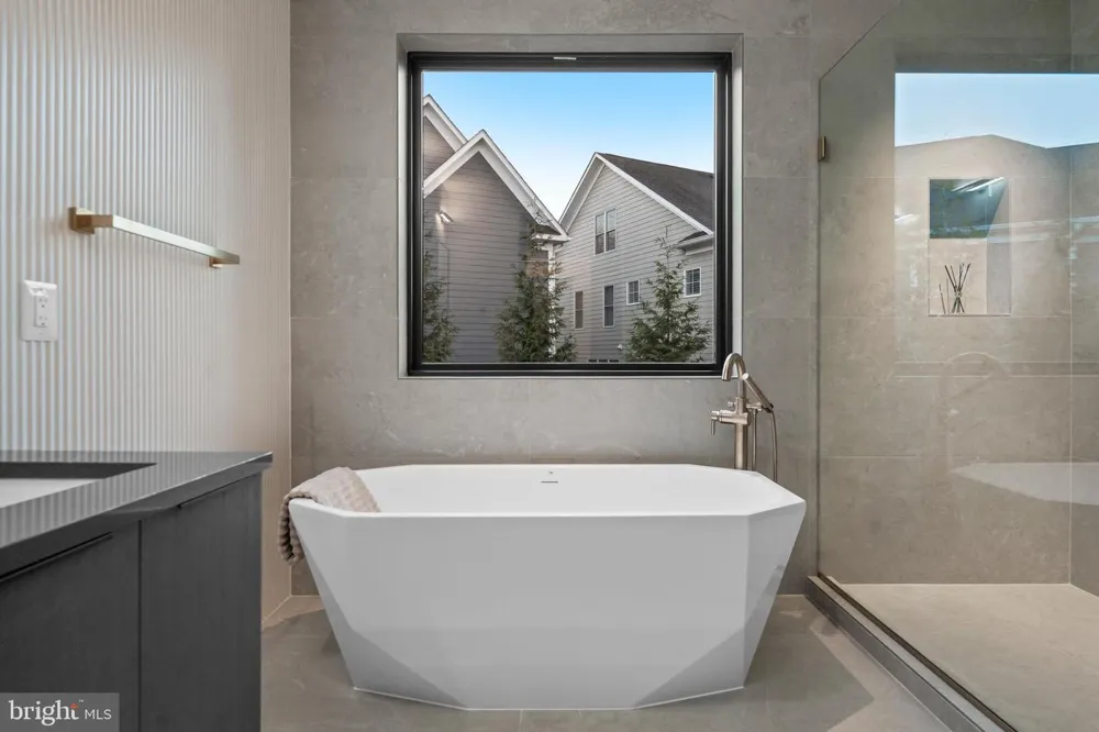 4902 GREENWAY DRIVE Bethesda, MD 20816