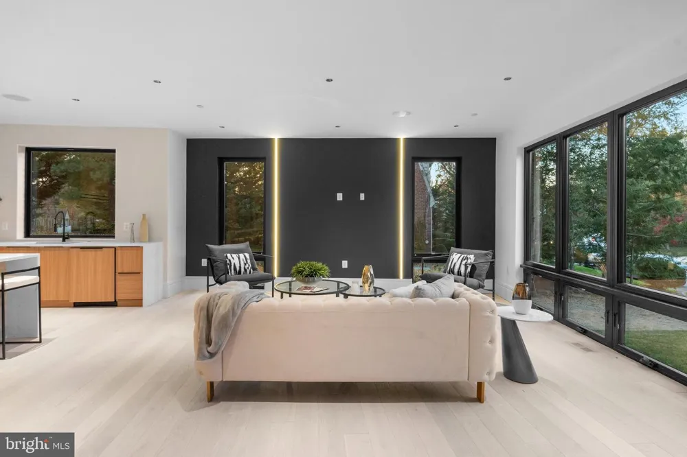 4902 GREENWAY DRIVE Bethesda, MD 20816