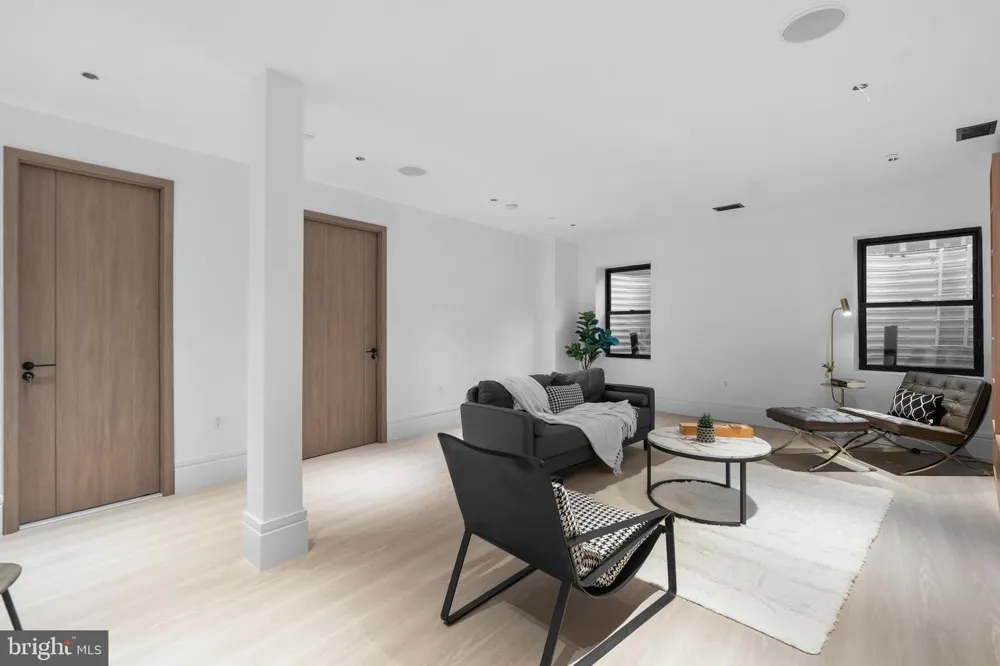 4902 GREENWAY DRIVE Bethesda, MD 20816