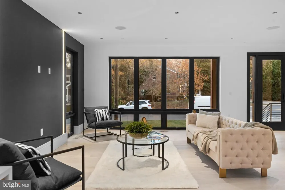 4902 GREENWAY DRIVE Bethesda, MD 20816